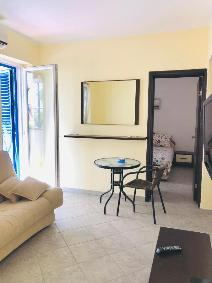 Apartment Rafailovici Holiday Apartments